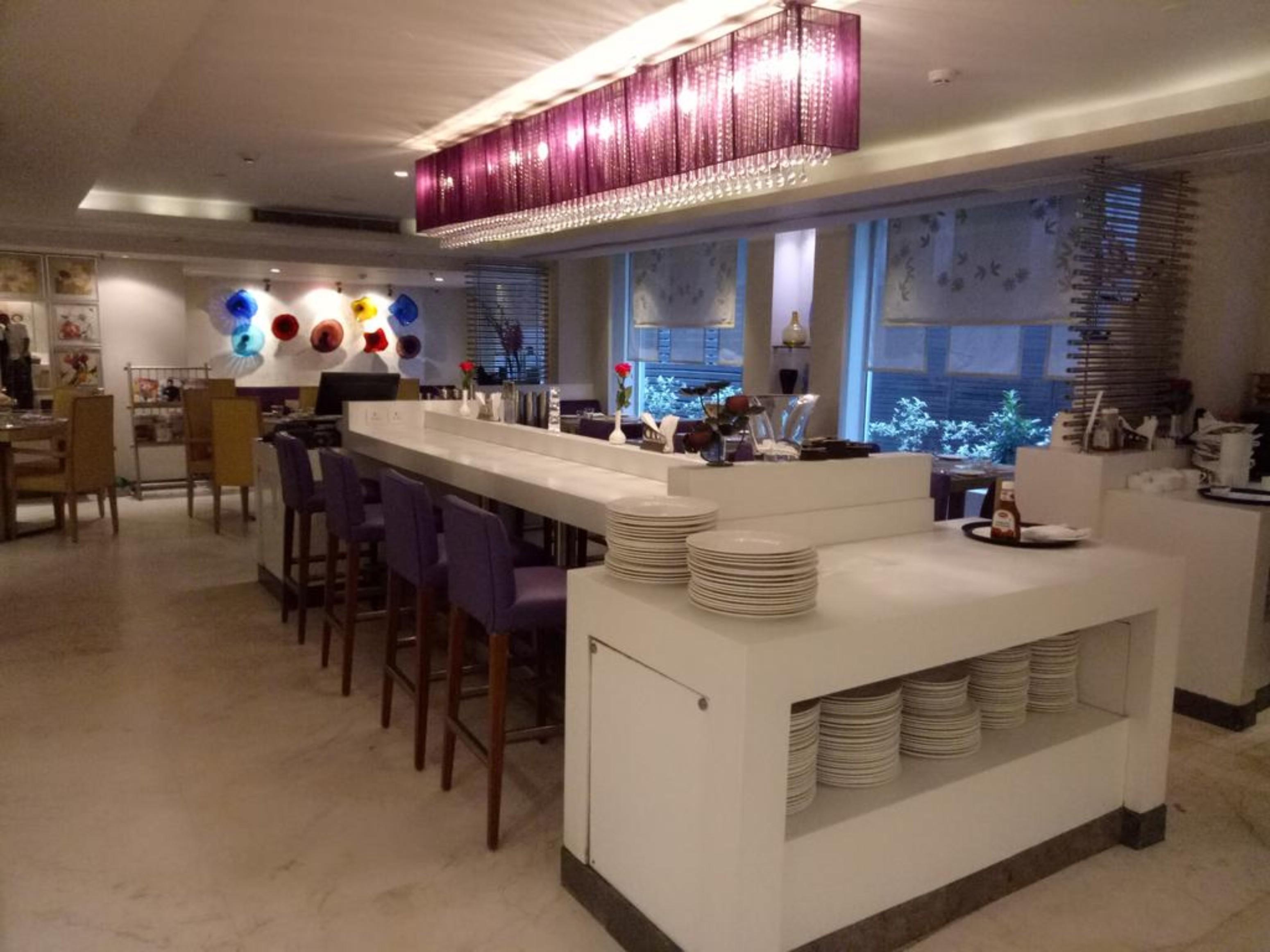 The Ashtan Sarovar Portico Yeni Delhi Dış mekan fotoğraf