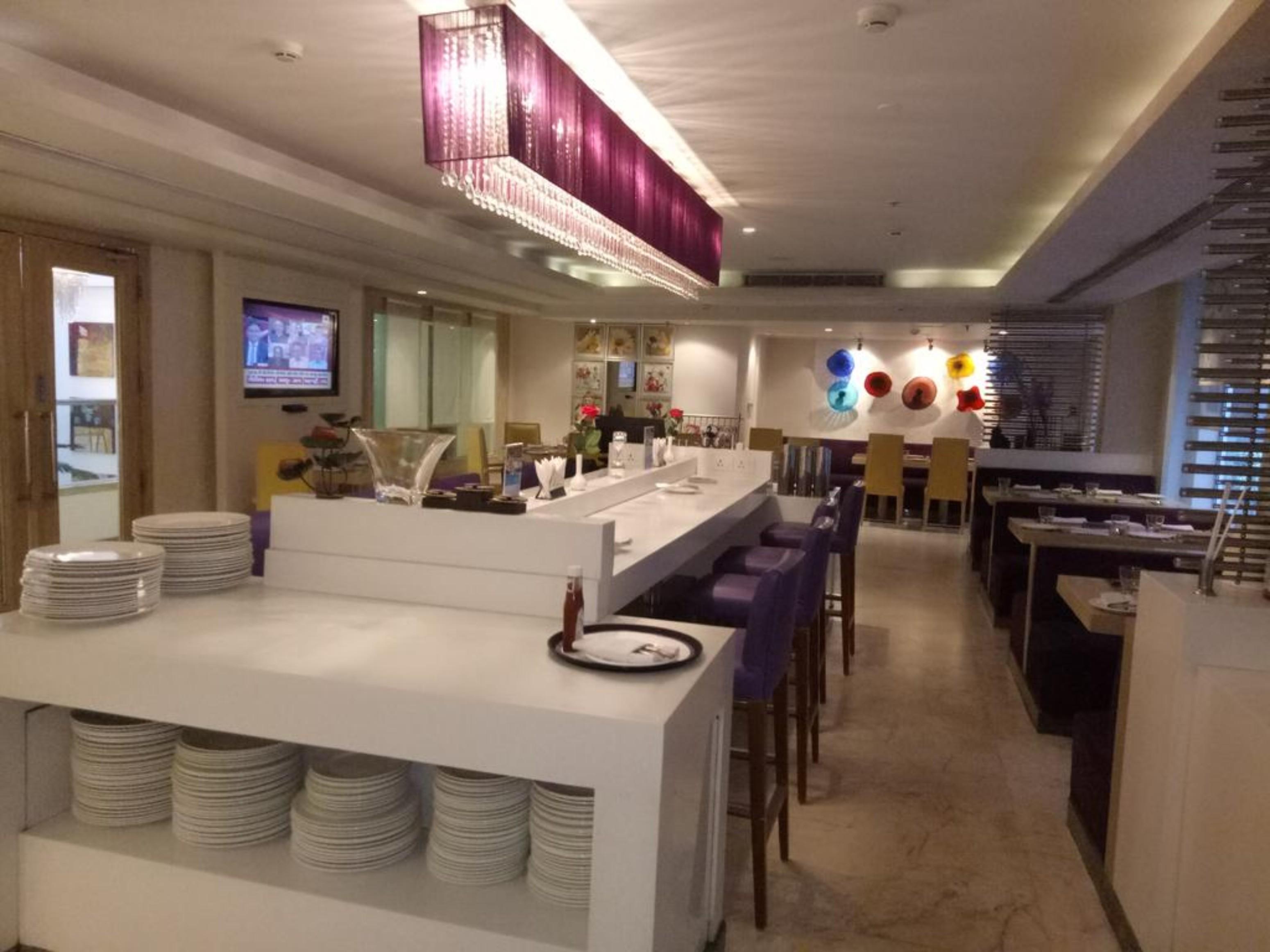 The Ashtan Sarovar Portico Yeni Delhi Dış mekan fotoğraf
